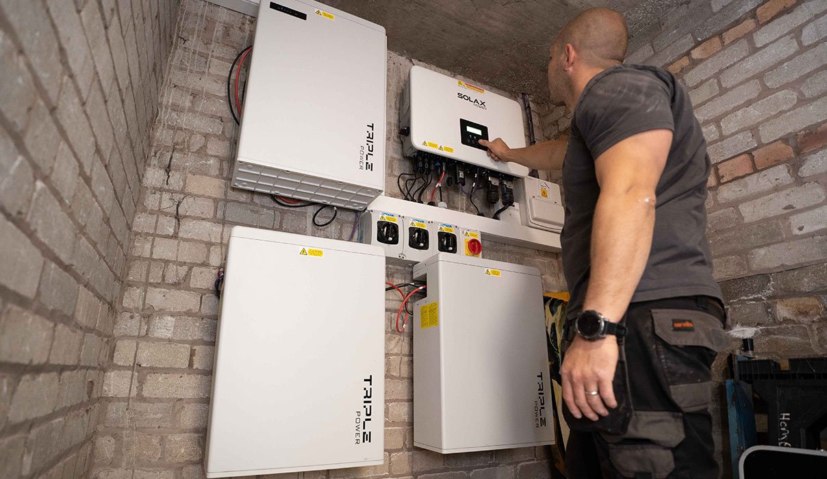 smart-solar-in-romiley-batteries